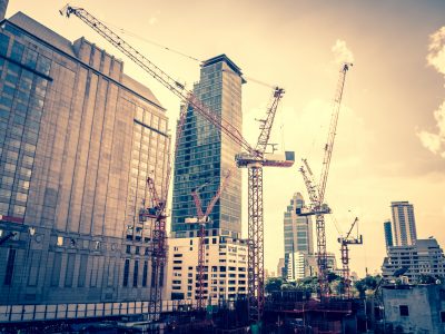 Construction-cranes-shutterstock_227957380